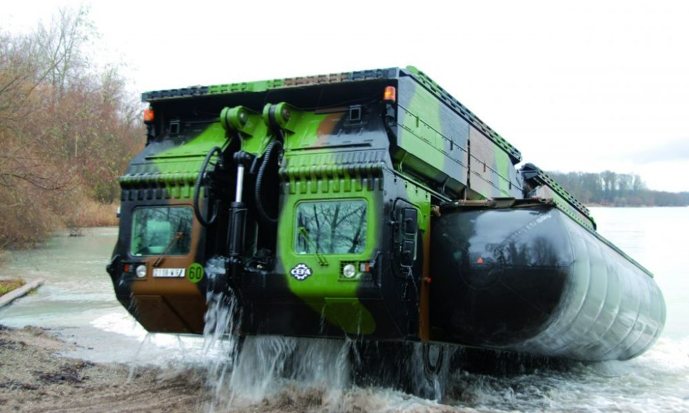 EFA - AMPHIBIOUS BRIDGING AND FERRYING